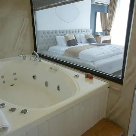 Carpe Diem * Ayvalı